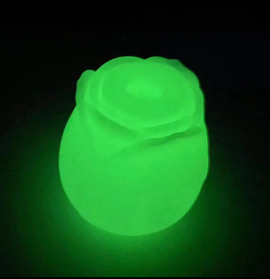 “ROSE AFTER DARK”